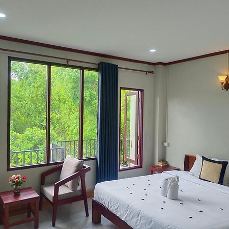 Dok Champa Resort Vang Vieng Buitenkant foto