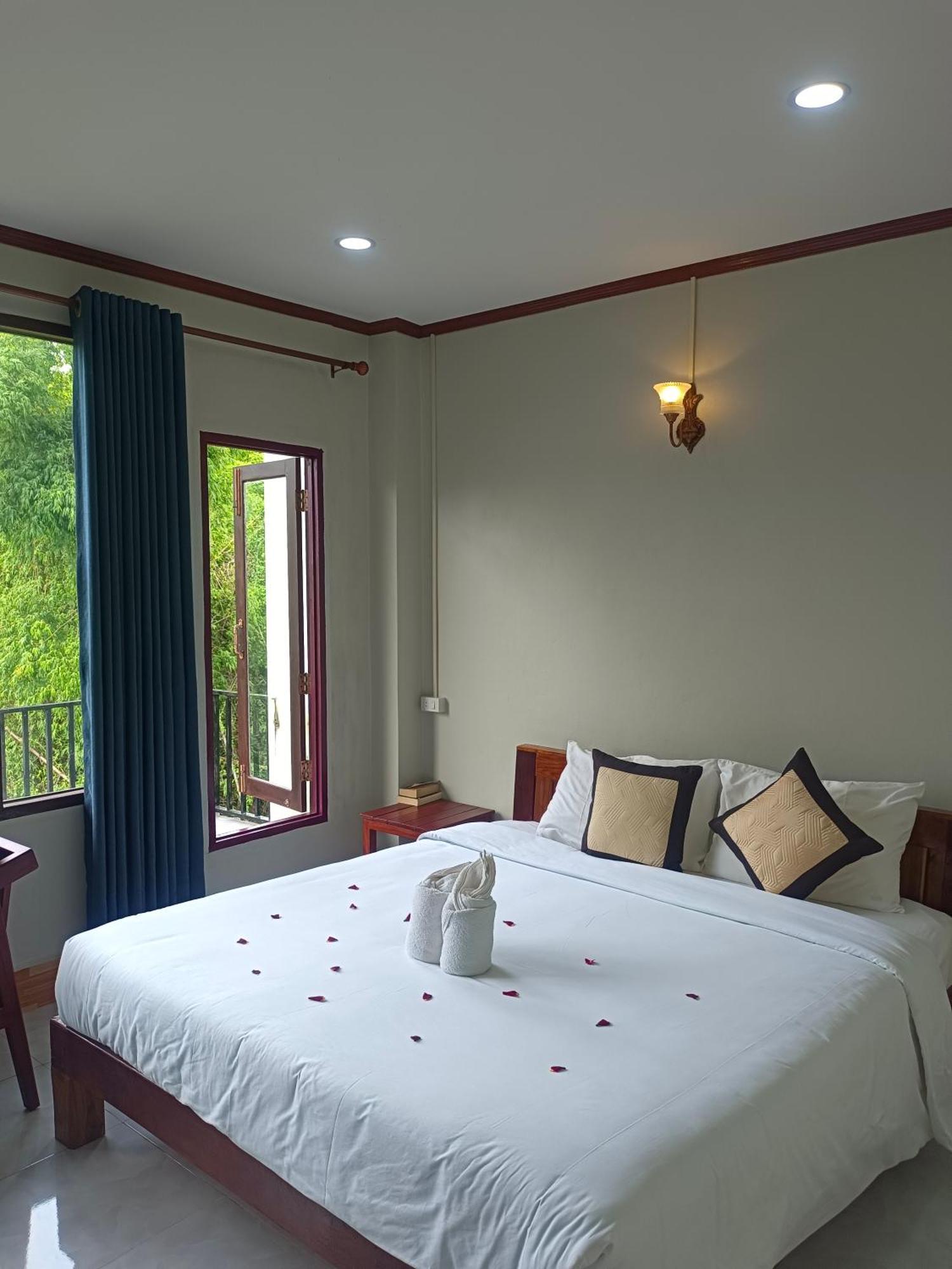 Dok Champa Resort Vang Vieng Buitenkant foto